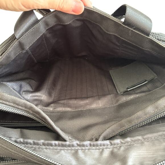 TUMI Alpha Black Laptop Bag Luggage - Picture 4 of 13